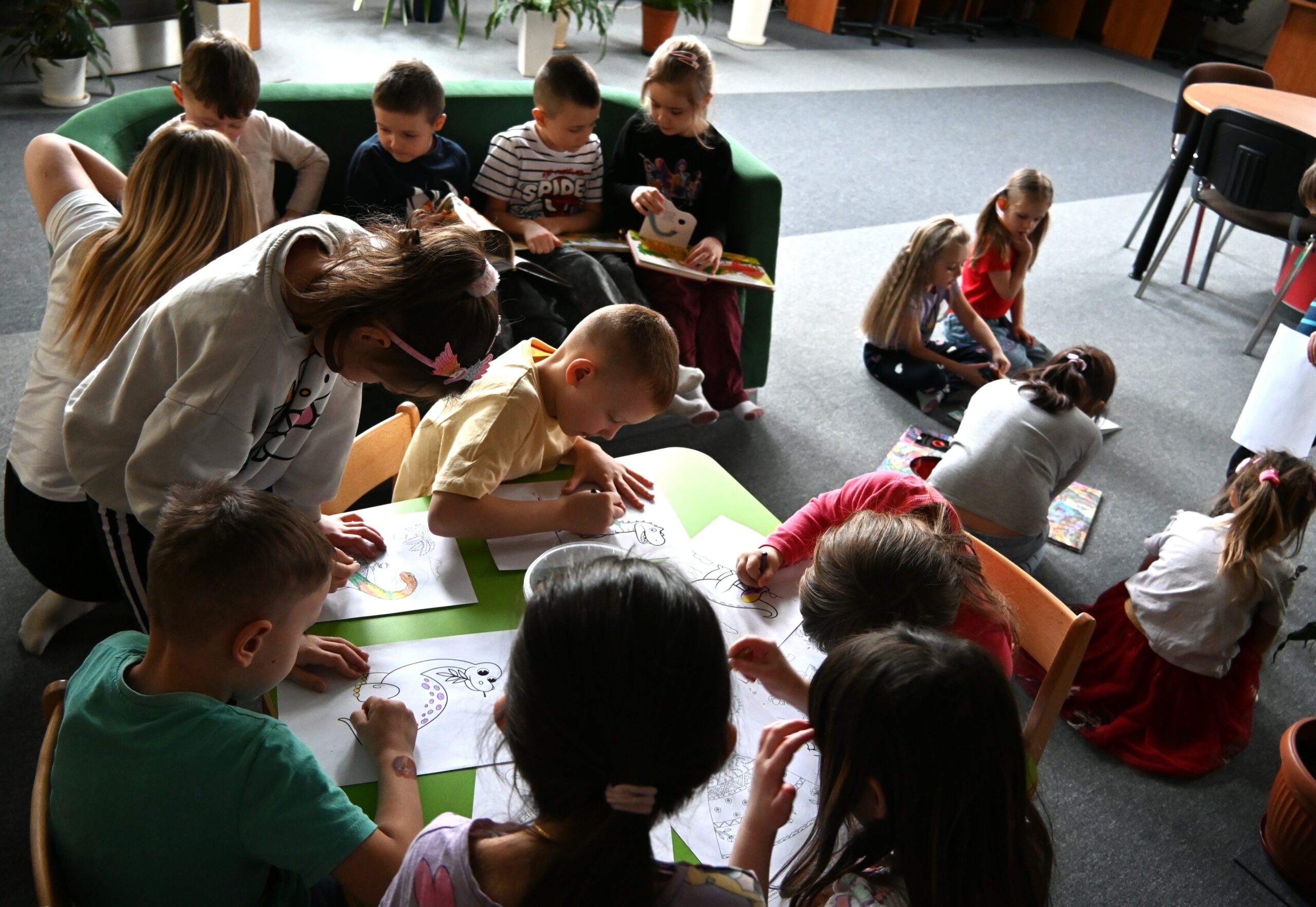 Dinozaurowa przygoda w bibliotece